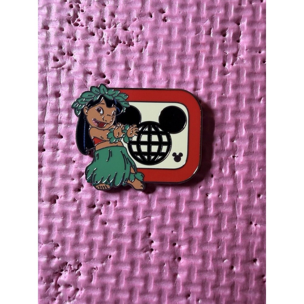Disney Pin 2025 Hidden Disney WDW D Characters Wave B Lilo Walt Disney World